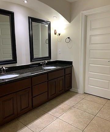 5th image of 3708 Lori Morgan Dr