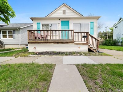 456 Clinton St, Wyandotte, MI, 48192