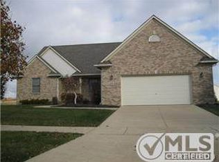 289 Carmel Ridge Dr, Dundee, MI 48131