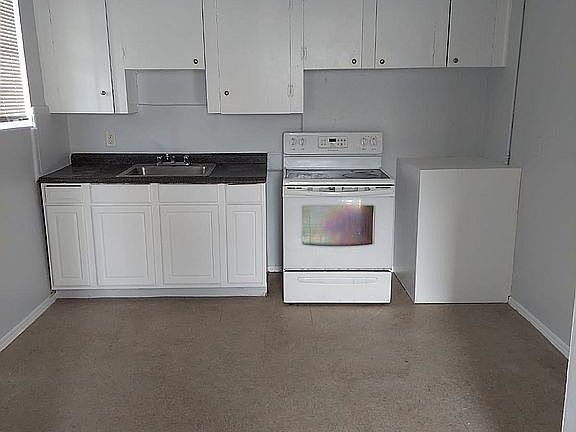 2nd image of 1364 Harrison St