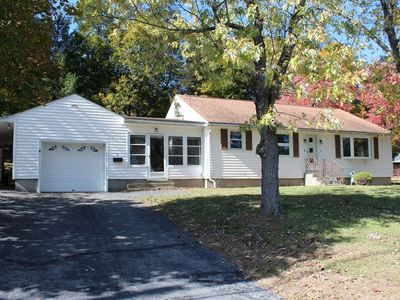 4 Thomas Hill Rd, Millbury, MA, 01527