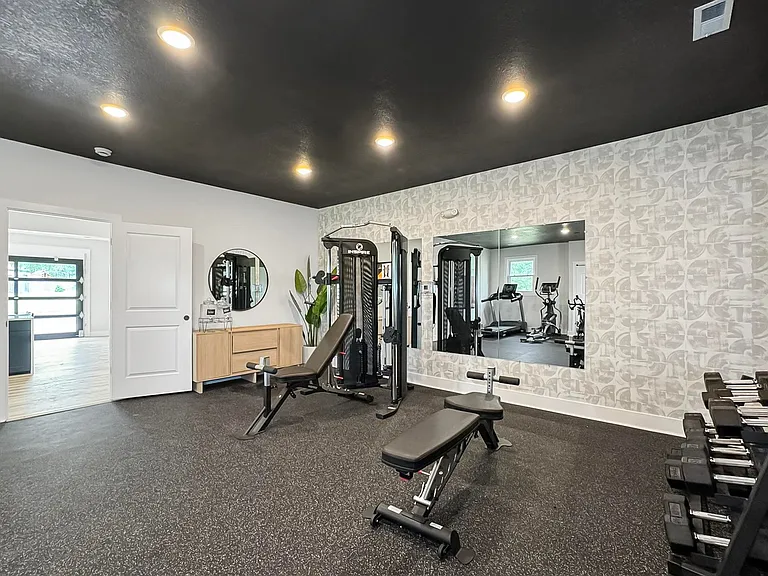 Bexley Urbandale — Photo 45