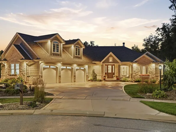 986 Sylvia Ln, Crown Point, IN 46307