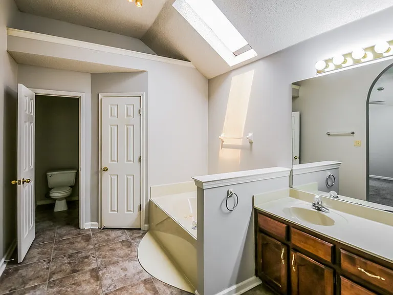 8730 Raspberry Ln — Photo 11