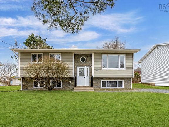 2nd image of 231 Mount Edward Rd