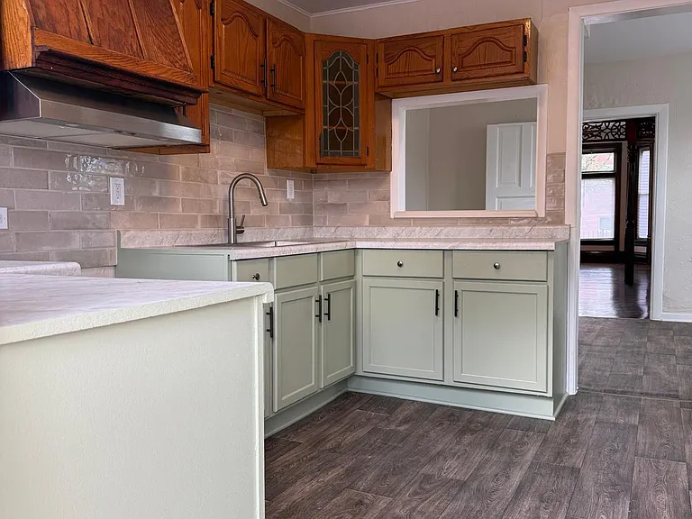 2451 W Jackson Blvd — Photo 9
