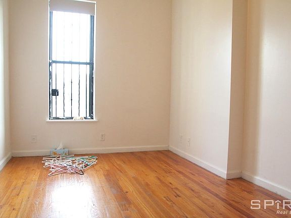 3rd image of 114 W 137th St APT 5C