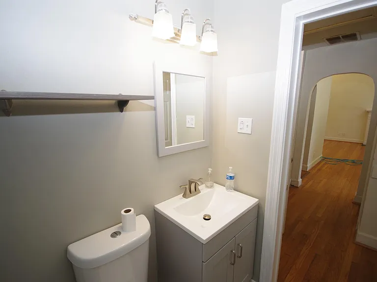 2214 Lenox Rd NE — Photo 8