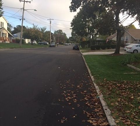 Exterior Neighborhood (street photo)