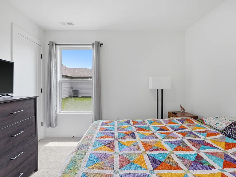 2305 N Traveller Dr — Photo 29