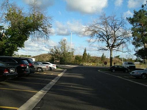 2nd image of 9S122 S Frontage Rd APT 108
