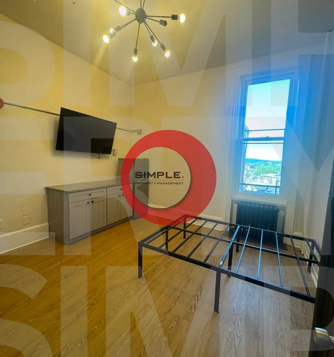 Studio, $850 — Photo 2
