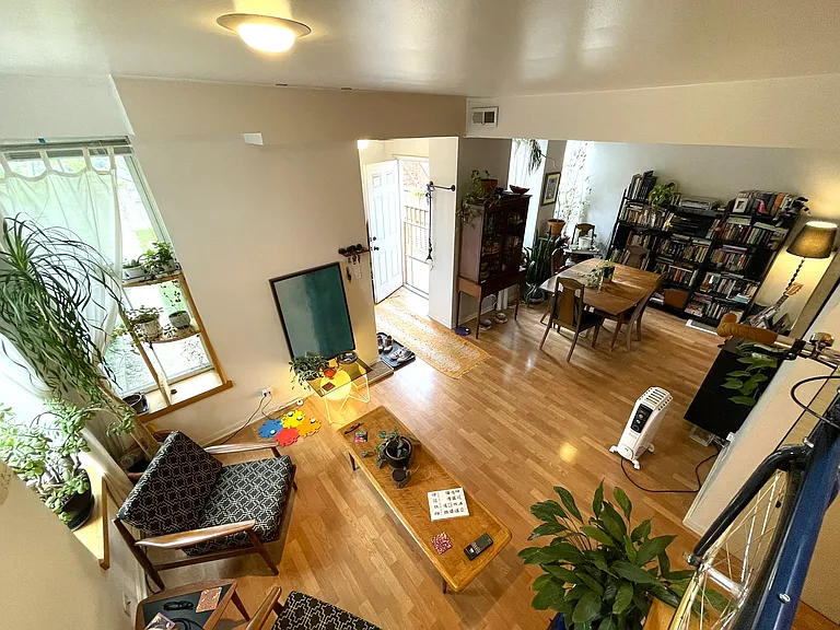 1451 W Huron St #CH — Photo 20