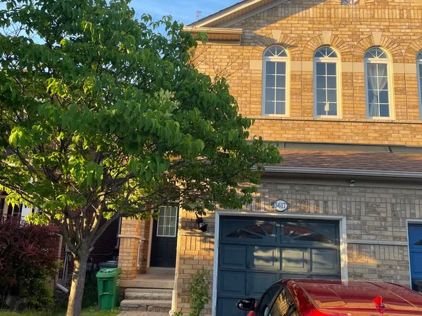 5617 Raleigh St, Mississauga, ON L5M 7E4