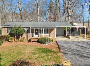 1026 Montley View Dr, Asheboro, NC 27205
