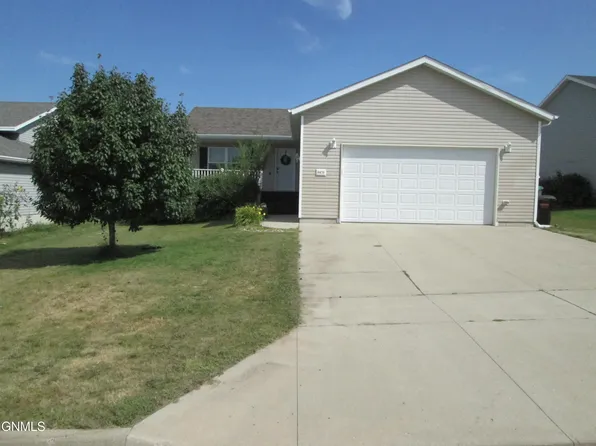 6470 28th Ave SE, Bismarck, ND 58504