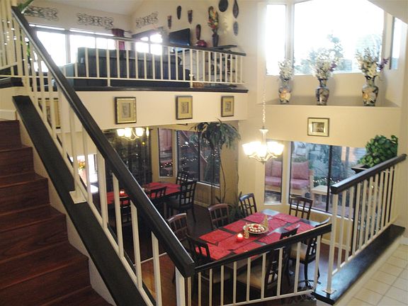 2nd image of 1455 Mercado Gln