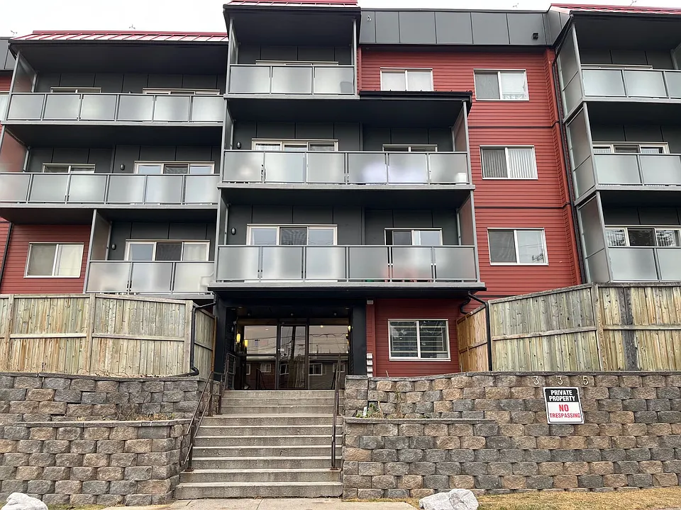 335 Garry Cres NE #333-B214