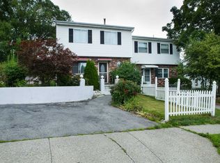 506 Harbor View Ct, Beacon, NY 12508