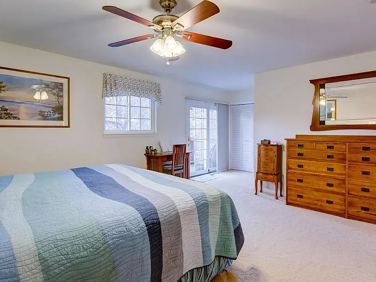 1535 Bradley Dr — Photo 12