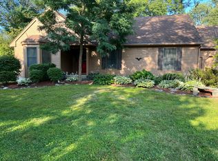 130 Oakbrook Ln, Torrington, CT 06790
