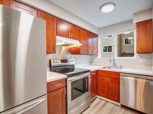 11334 3rd Ave NE #B, Seattle, WA 98125