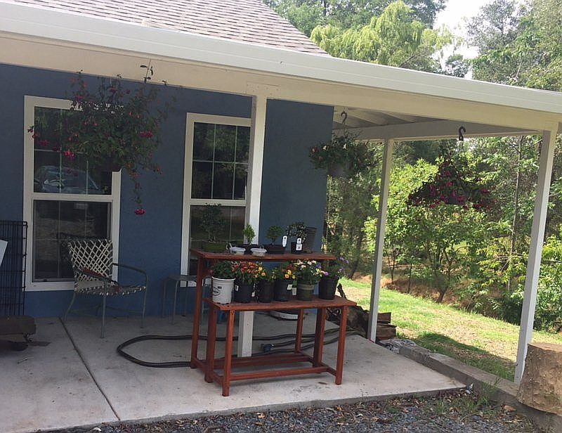 2nd image of 8032 Twin Oaks Ave