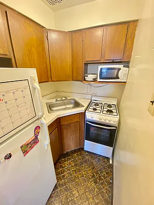 Rented by Corcoran | media 20