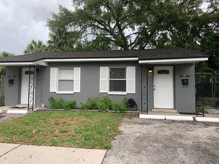 107 N Habana Ave — Photo 1