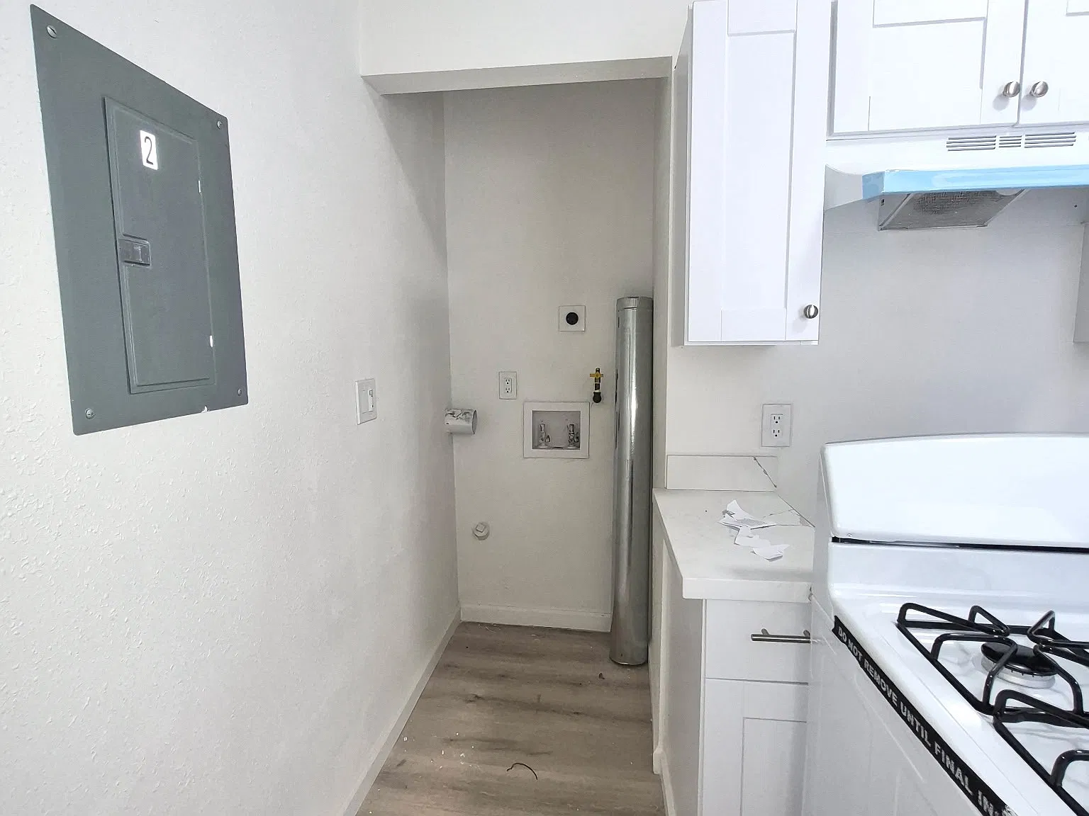 308 N 3rd St — Photo 3