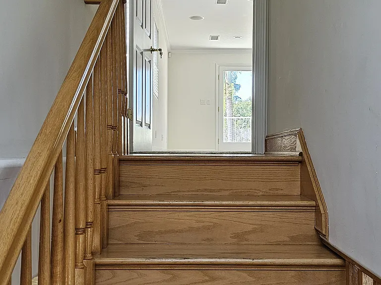 Staircase to master