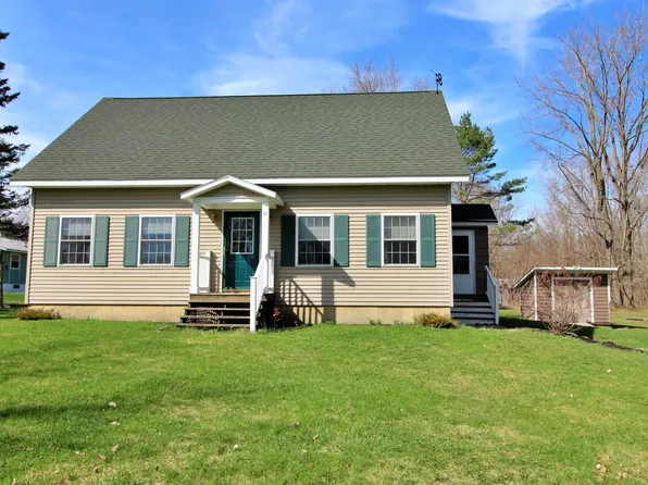 31 Ethan Lane, Alburgh, VT 05440
