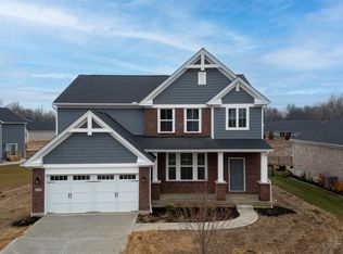 1098 Billingsley Dr, Batavia, OH 45103