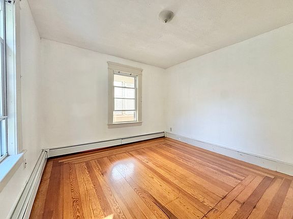 5th image of 51 Rosemont St