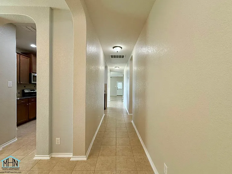 13714 Altamirano — Photo 3