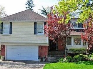 111 Meadowview Ave, Hewlett, NY