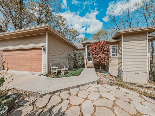 37 Cambria Dr, Bella Vista, AR 72715