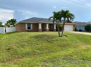 2008 NE 34th St, Cape Coral, FL 33909
