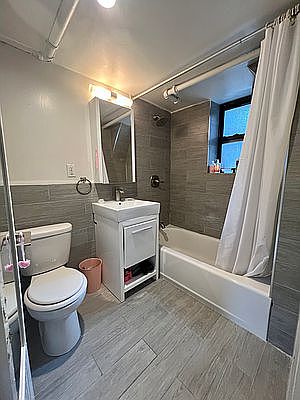 4th image of 230 E 7th St #B