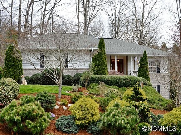 1st image of 271 Sweetwater Hills Dr