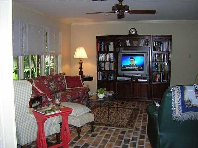 2nd image of 610 Claymore Dr