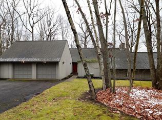 10792 Skyline Dr, Corning, NY 14830
