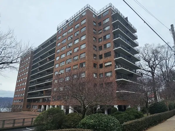 2727 Palisade Ave, Bronx, NY 10463