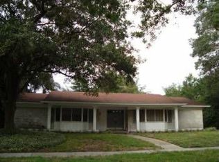 11703 Lipssey Raod, Tampa, FL 33618