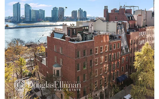 Sold by Douglas Elliman | media 6