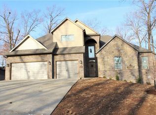 1903 NE Frost Dr, Bentonville, AR 72712