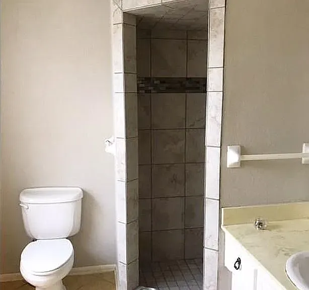 230 W Castle Harbour Dr — Photo 14