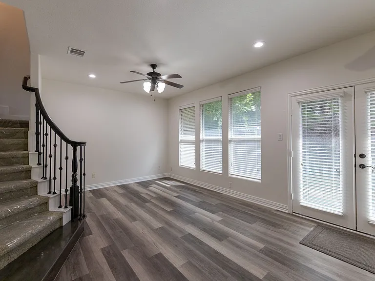 2645 Villa Di Lago Dr #4 — Photo 3