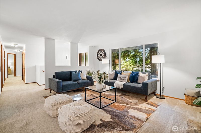 3rd image of 9029 Cascadia Avenue