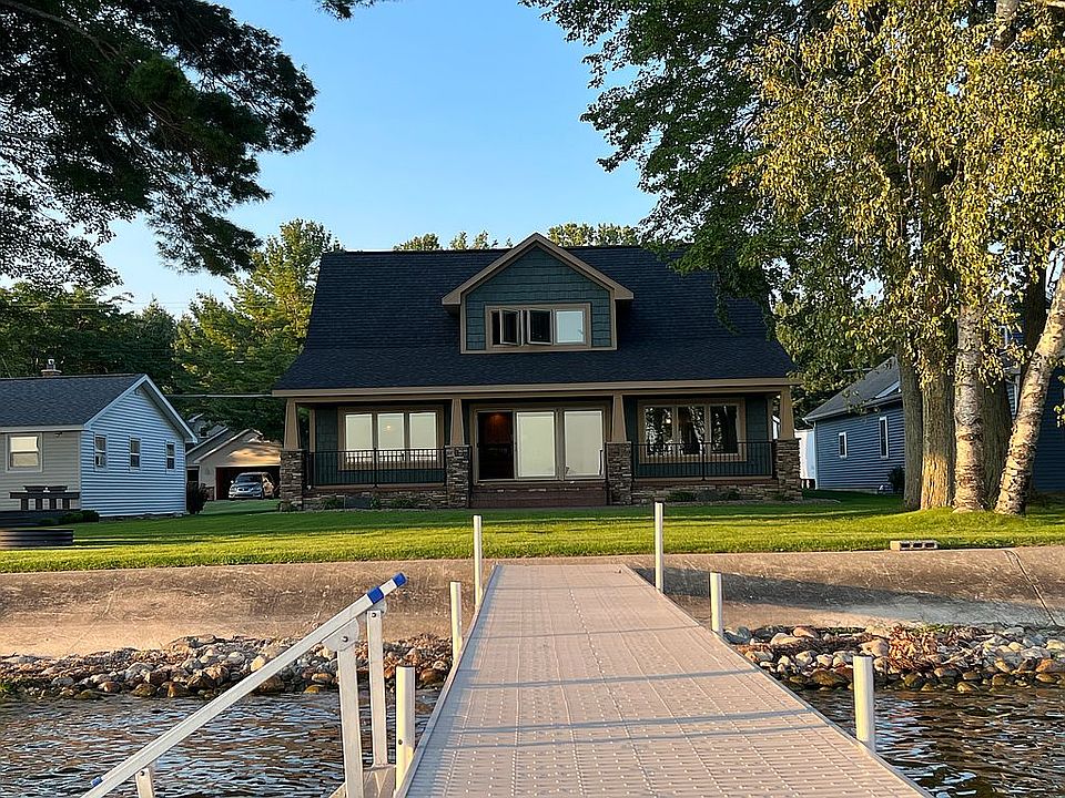 2nd image of 1205 Long Point Dr